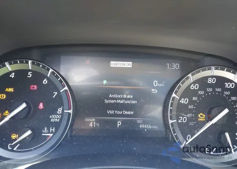 2021 Toyota Highlander Xle z USA, uszkodzony, nr VIN 5TDGZRBH3MS084846